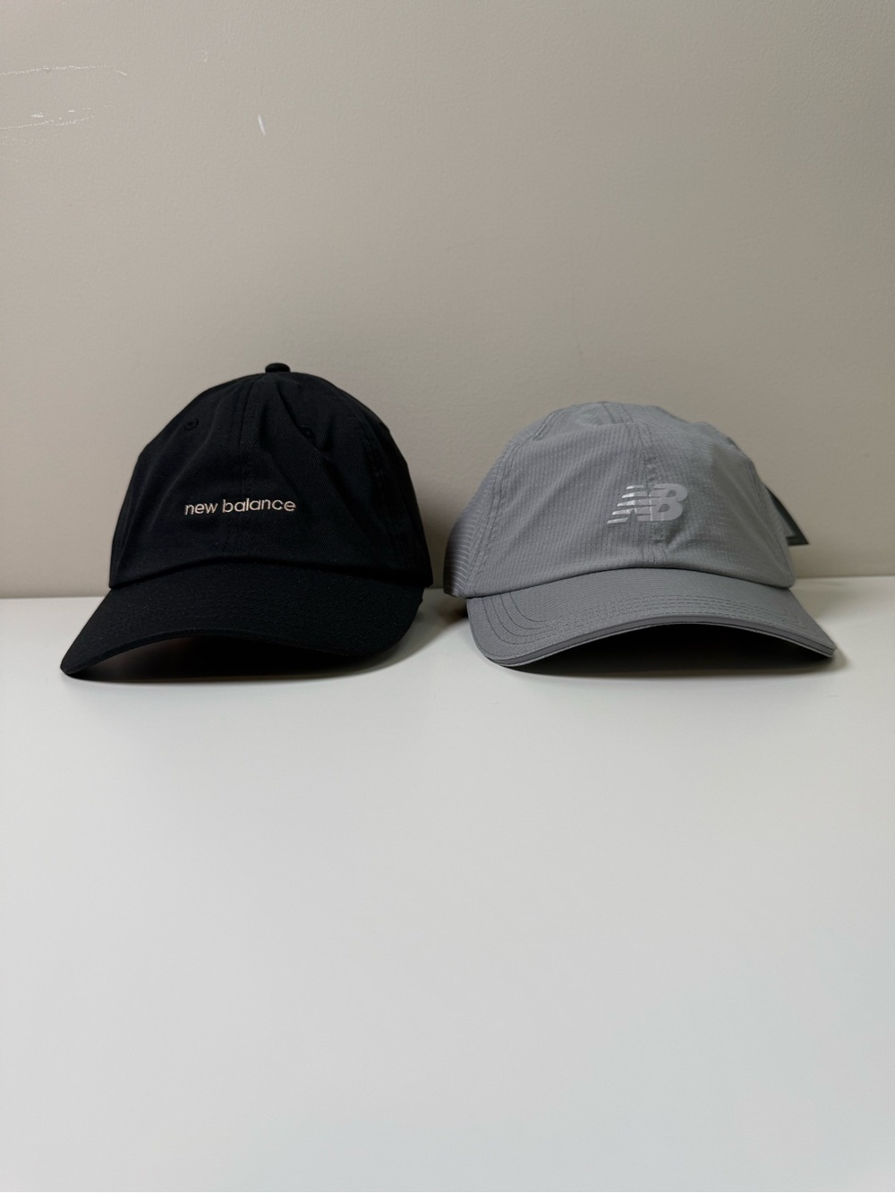 Bundle | New Balance Unisex 6 Panel Performance Baseball Caps Hat Black Gray OSZ